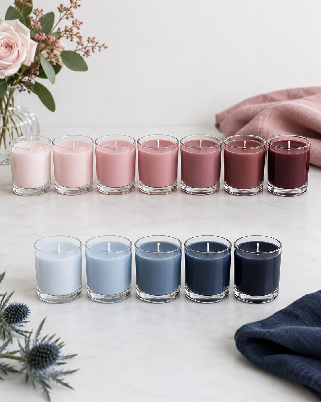 Escala de tonalidades rosé e azul-marinho em testes de velas artesanais
